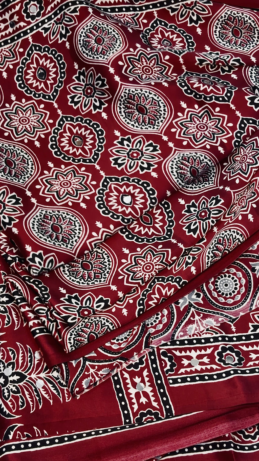 TARA - Ajrakh Classic